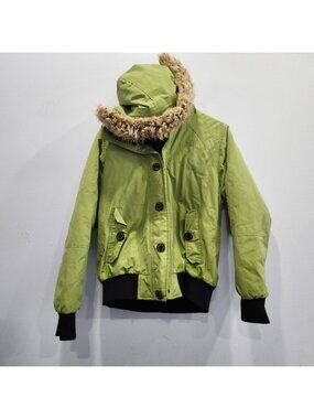 The North Face Women's Hyvent Down Jacket Green